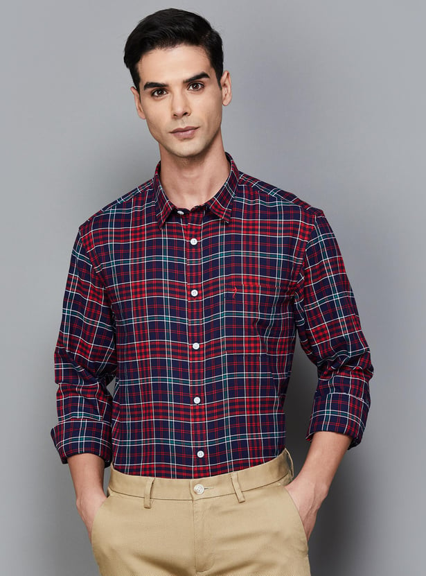 Buy INDIAN TERRAIN Men Checked Slim Fit Casual Shirt From Indian