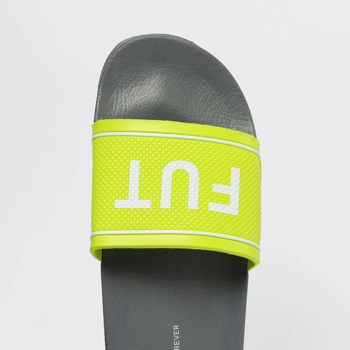 FAME FOREVER Typographic Print Textured Slippers