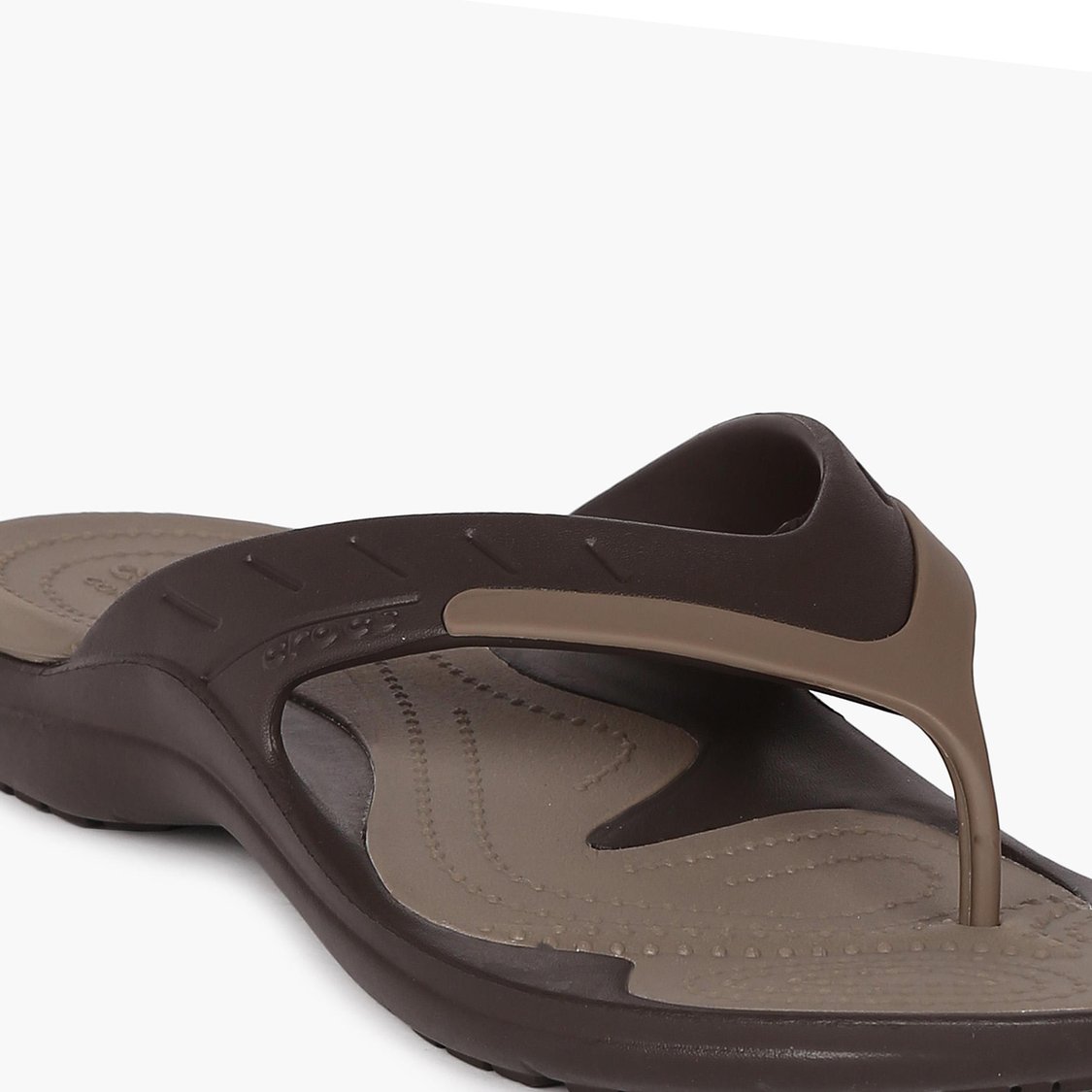 Dual comfort crocs flip flops deals