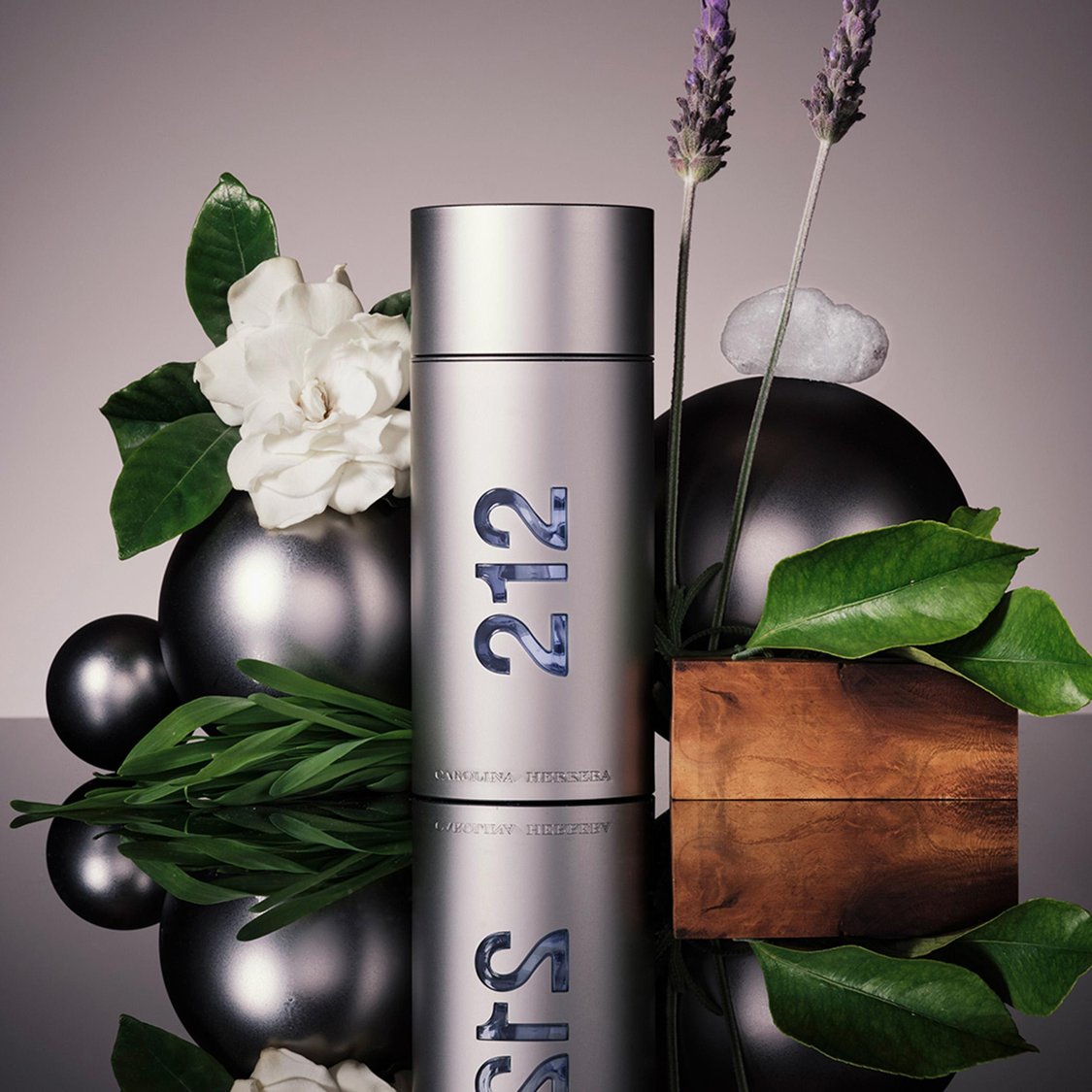 Buy CAROLINA HERRERA Men 212 Men Eau De Toilette Natural Spray