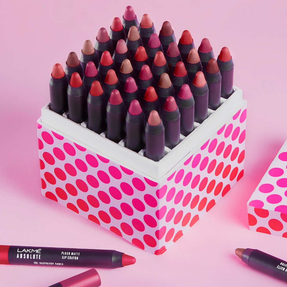 LAKME Absolute Plush Matte Lip Crayon- 301 Iced Mocha- 2.8g