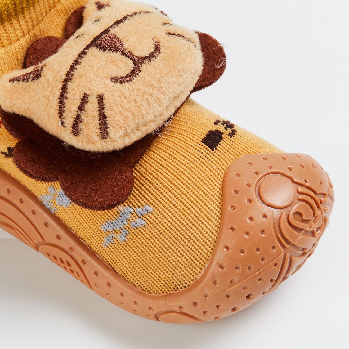 FAME FOREVER Boys Bear Detailed Slip-On Shoes