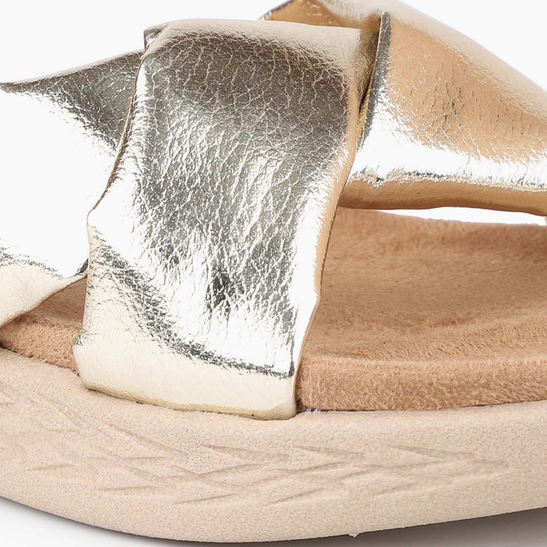 INC.5 Women Solid Glossy Flat Sandals