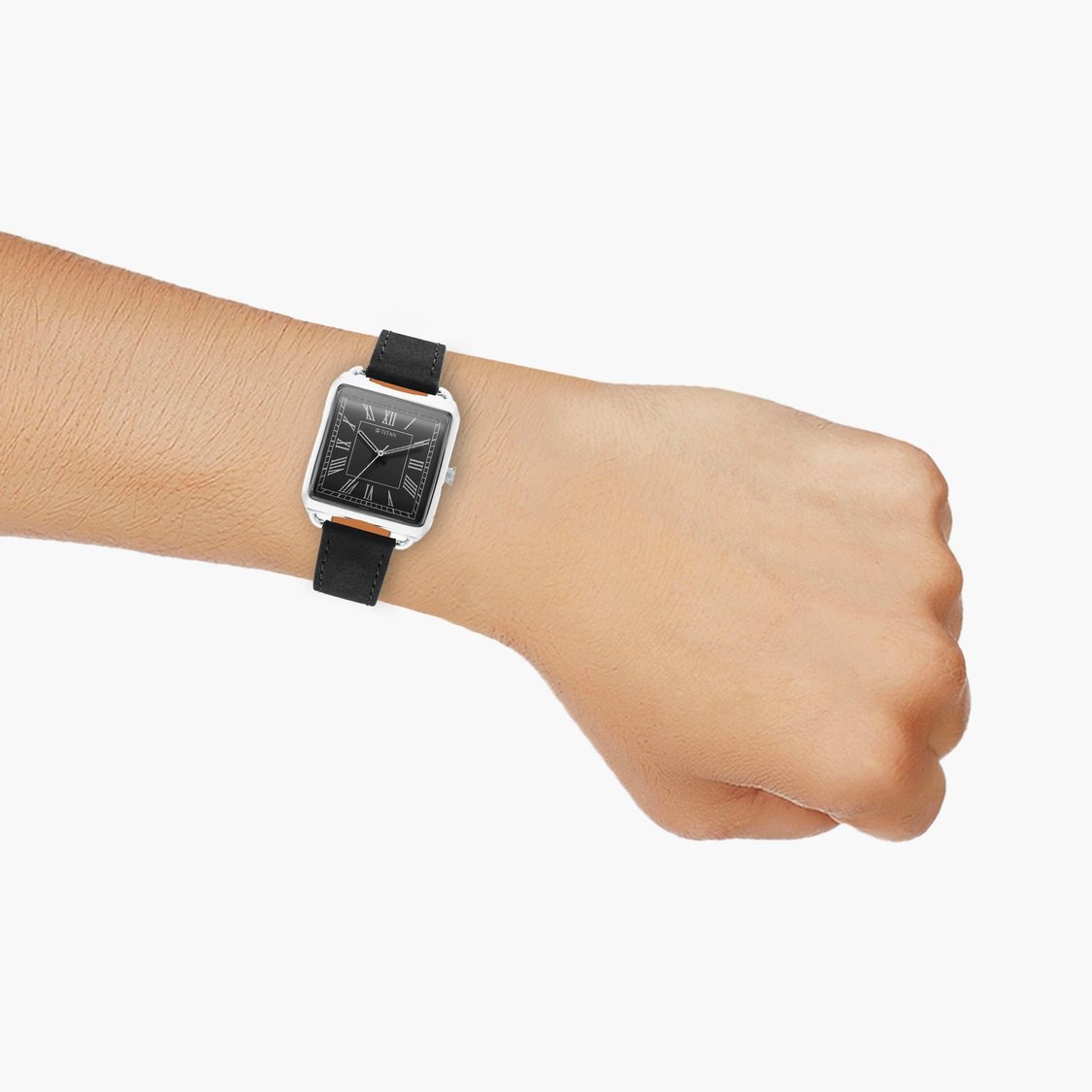 Buy TITAN Men Analog Watch With Leather Strap 1676SL03 from