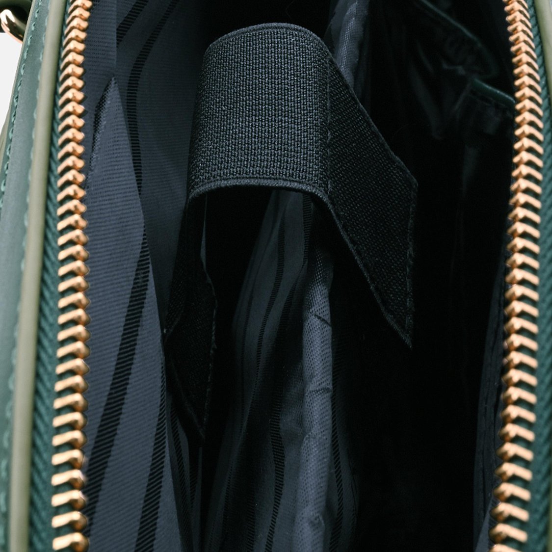 IRTH Boss Women Solid Laptop Bag