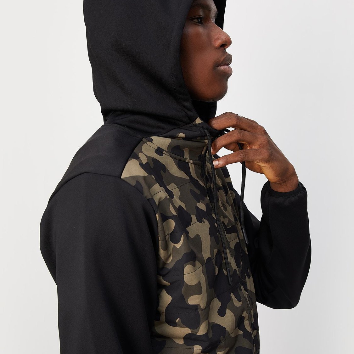Men Camouflage Printed Hooded Jacket