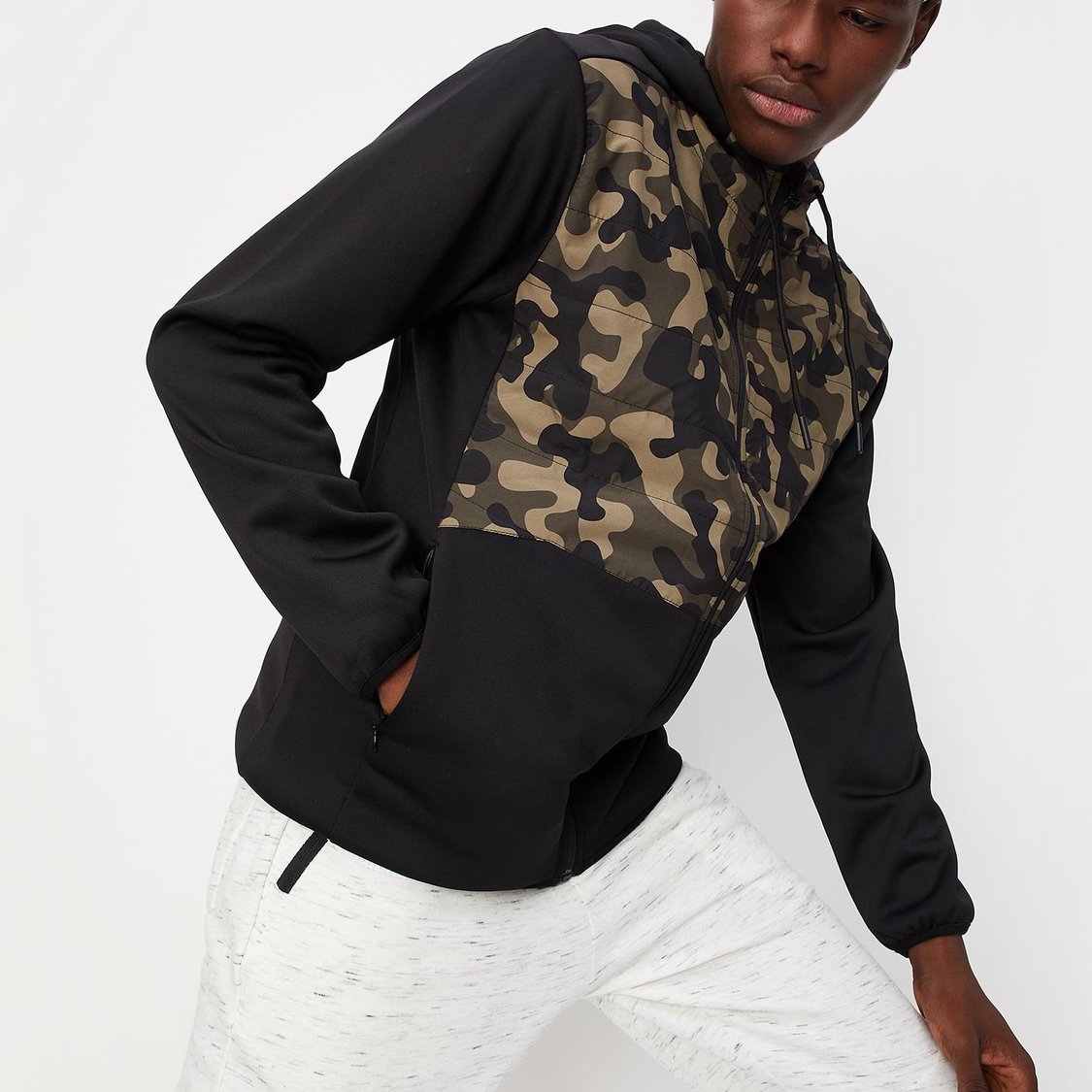 Men Camouflage Printed Hooded Jacket