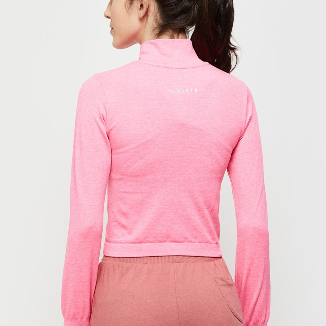 Women Solid Full Sleeves High Neck Crop Top