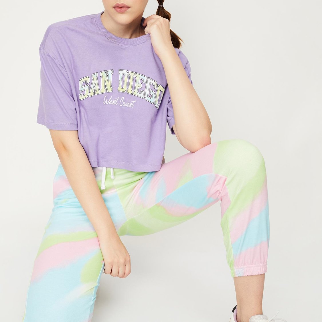 Women Printed Boxy Crop T-shirt