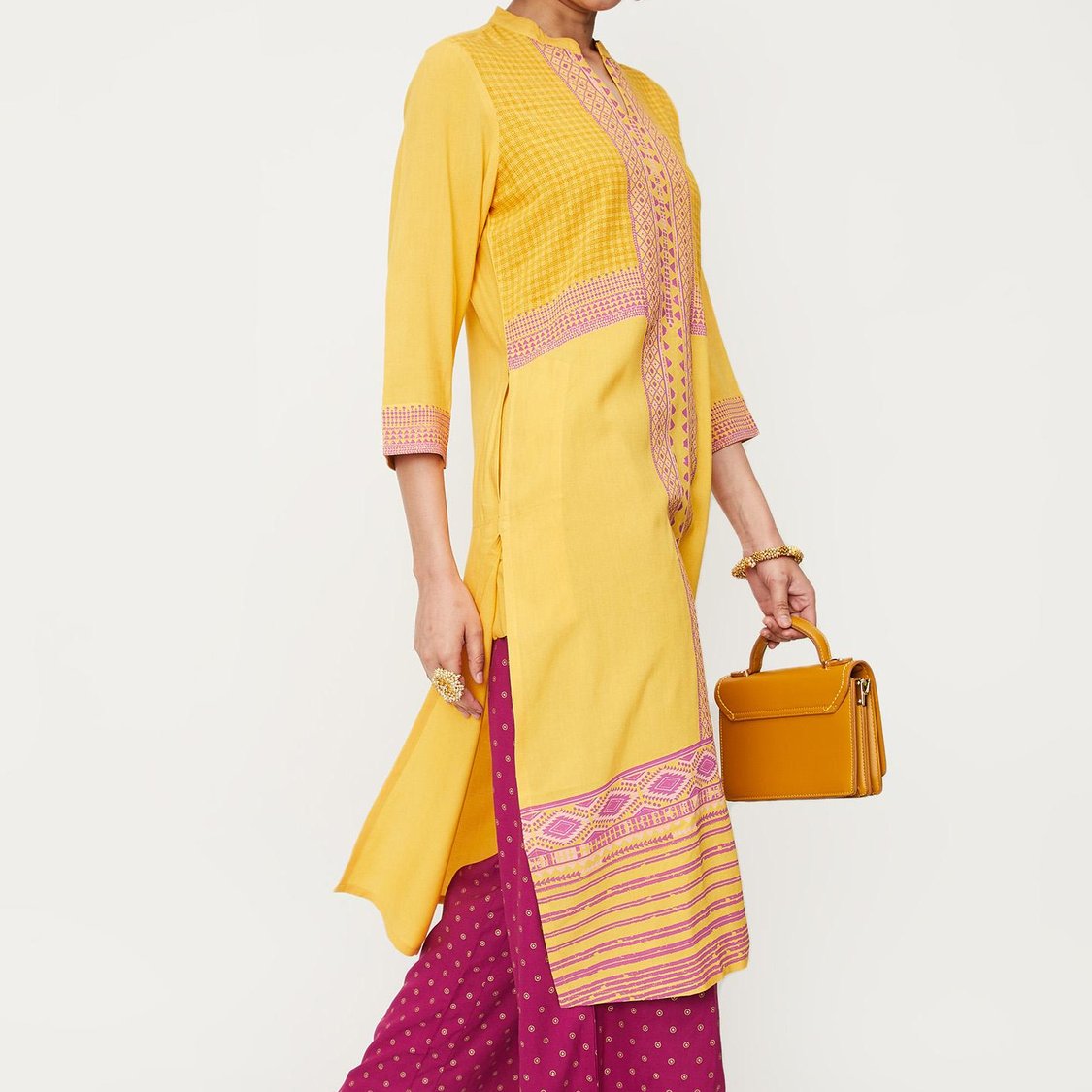 Women Printed Straight Kurta with Pocket