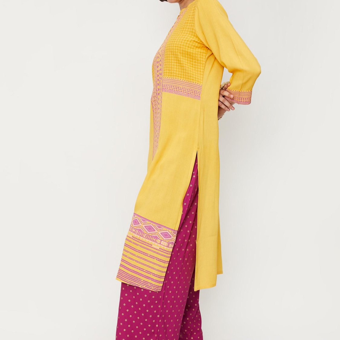 Women Printed Straight Kurta with Pocket