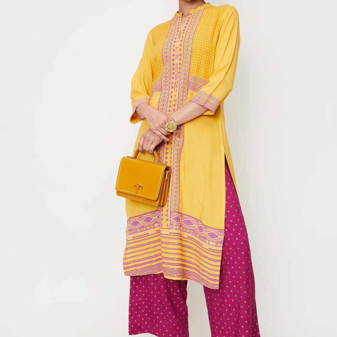 Women Printed Straight Kurta with Pocket