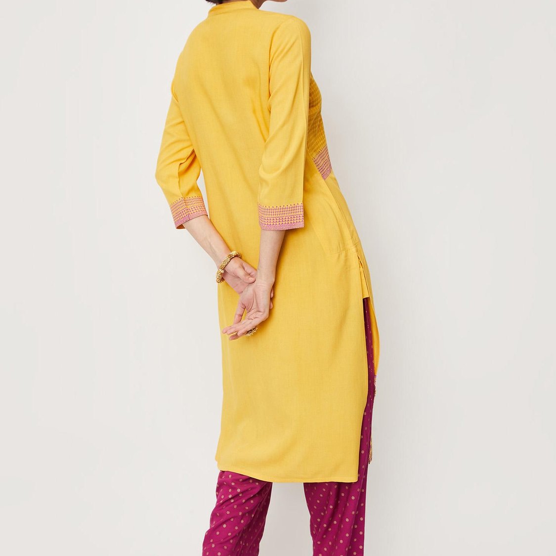 Women Printed Straight Kurta with Pocket