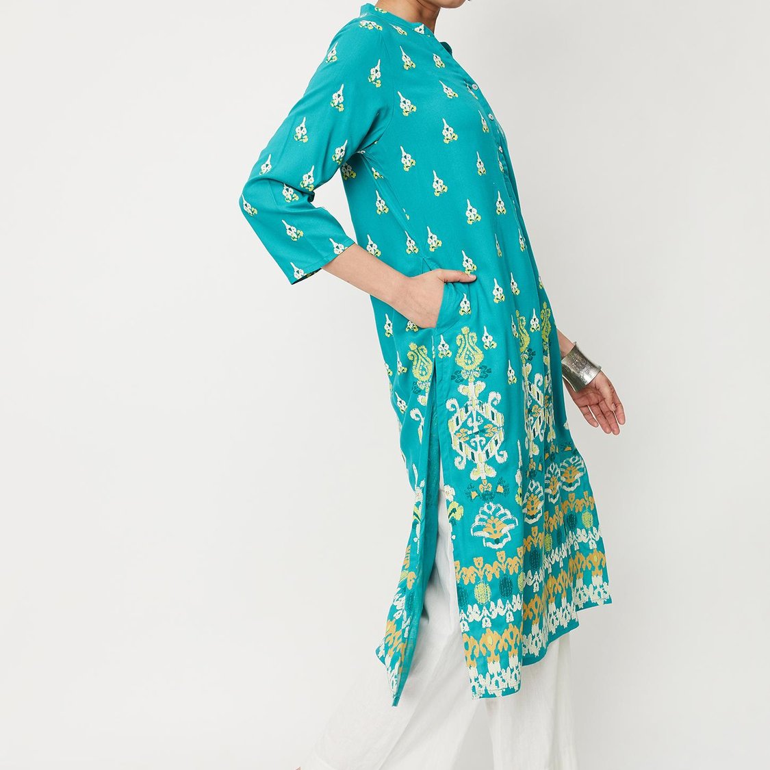 Women All-Over Printed Band Collar Straight Kurta