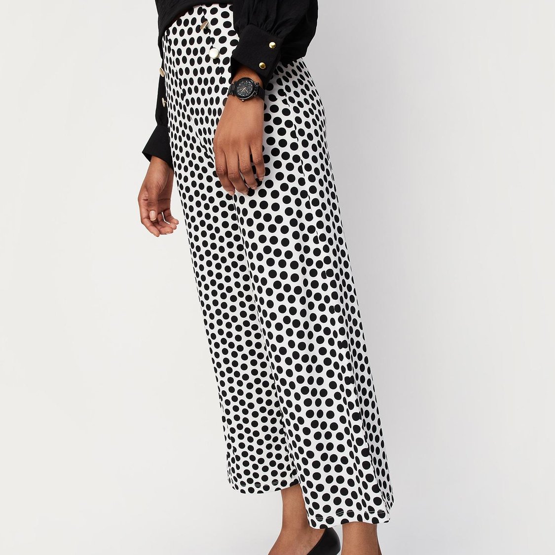 Women Printed Culottes with Button Accents