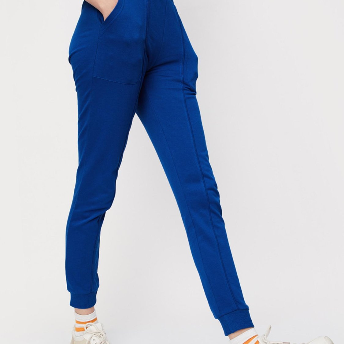 Women Solid Athleisure Joggers