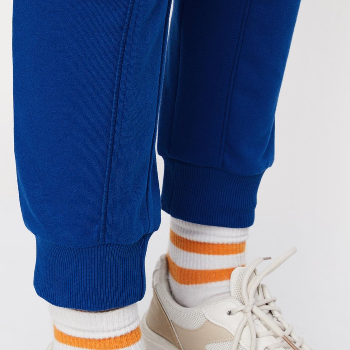 Women Solid Athleisure Joggers