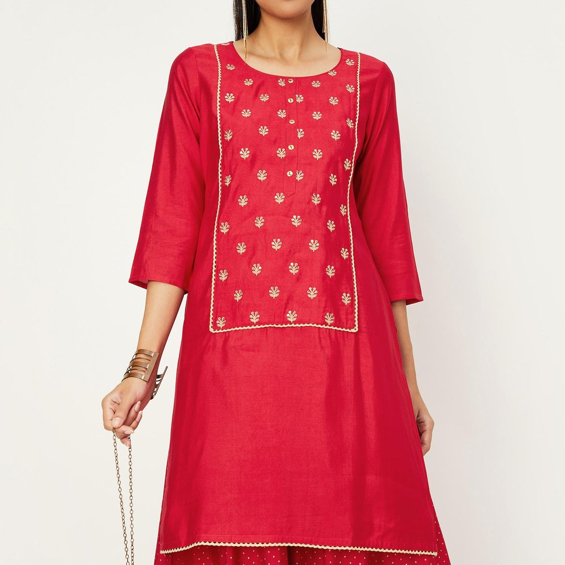 Women Embroidered Straight Kurta