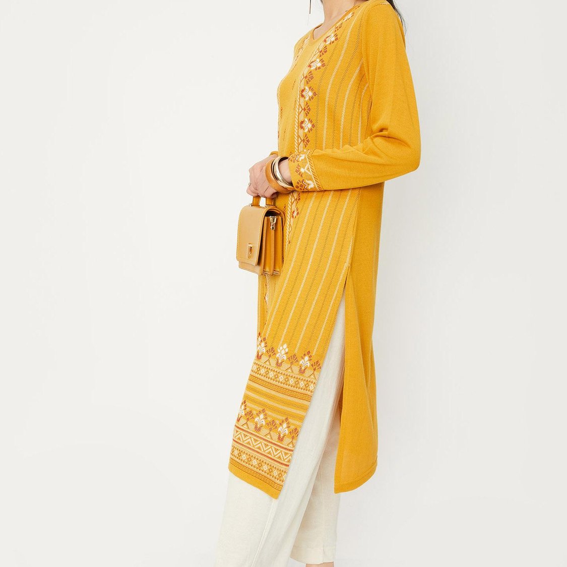 Women Jacquard Winter Kurta with Pocket