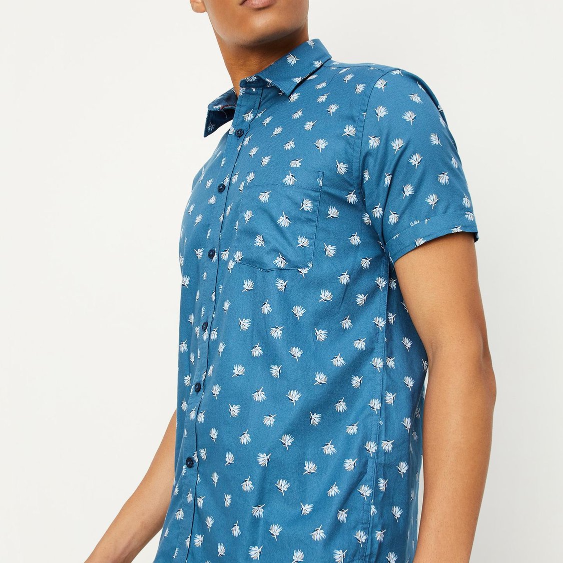 Men Slim Fit Printed Casual Shirt