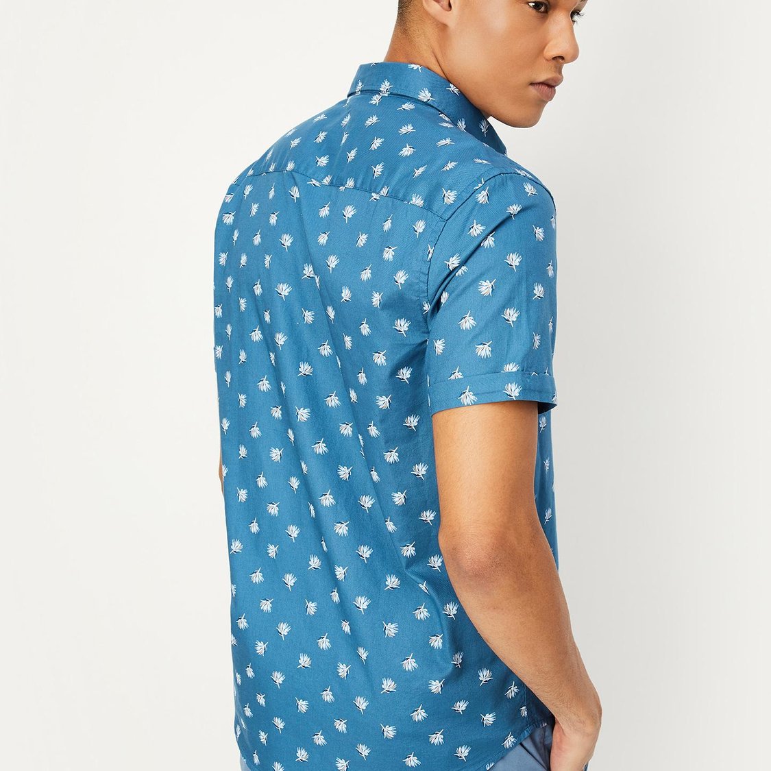 Men Slim Fit Printed Casual Shirt