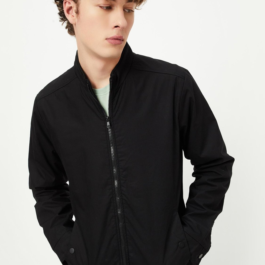 Men Solid Lightweight Jacket