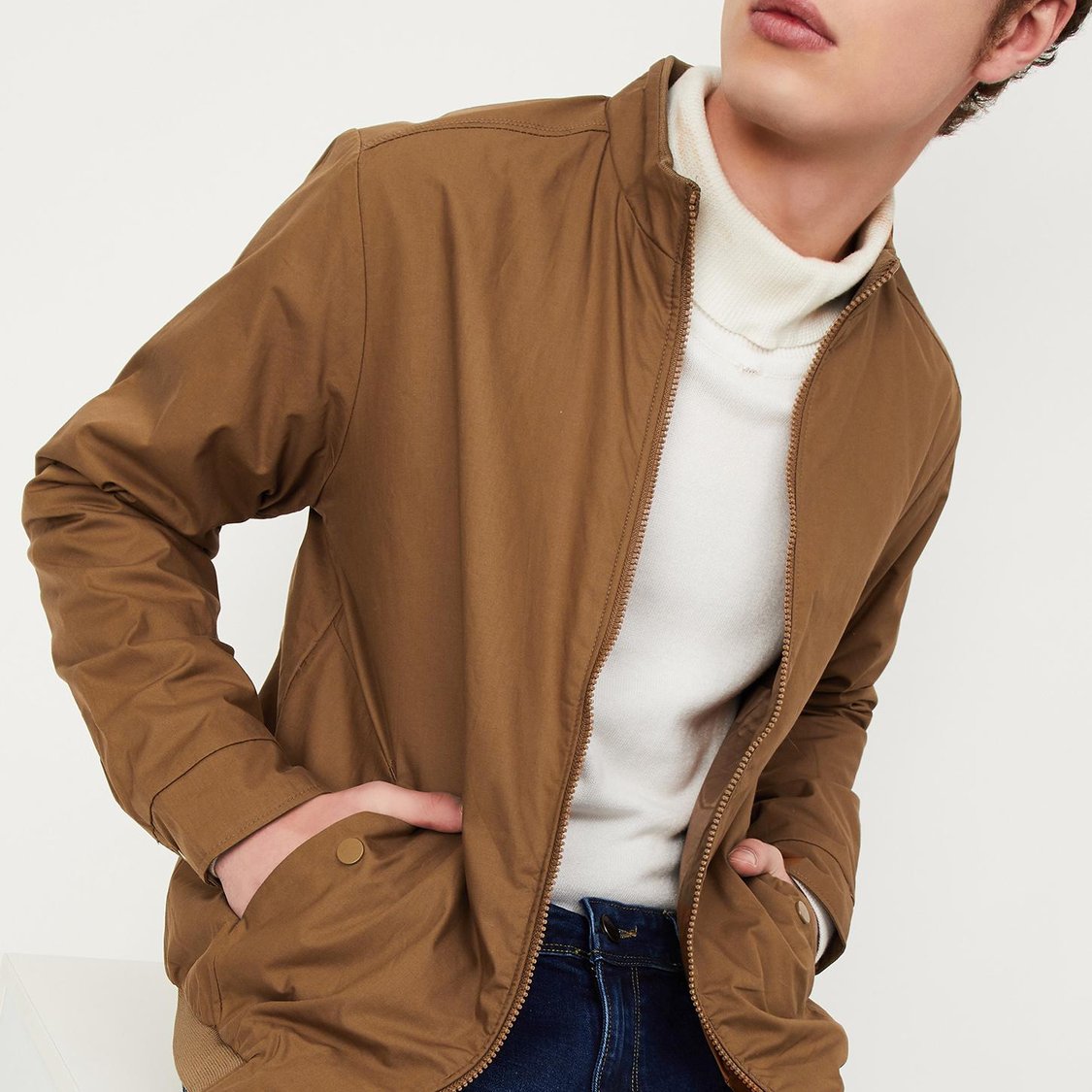Men Solid Lightweight Jacket