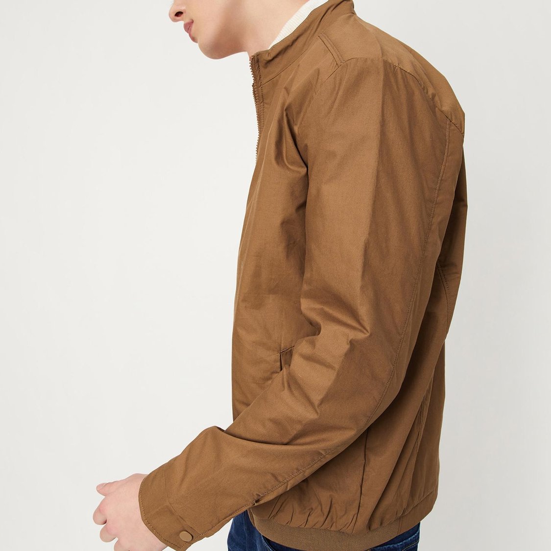 Men Solid Lightweight Jacket