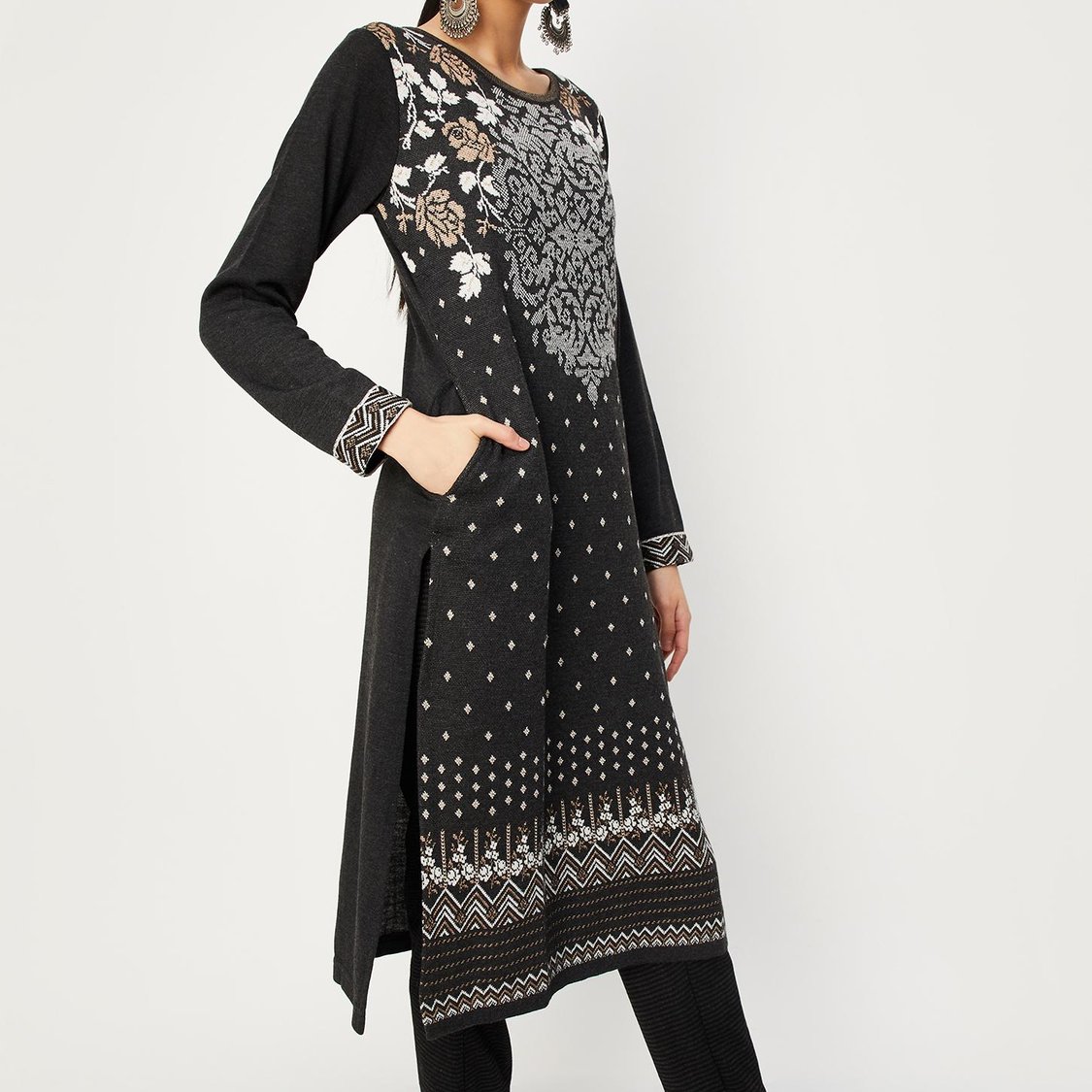 Women Jacquard Winter Kurta with Pocket