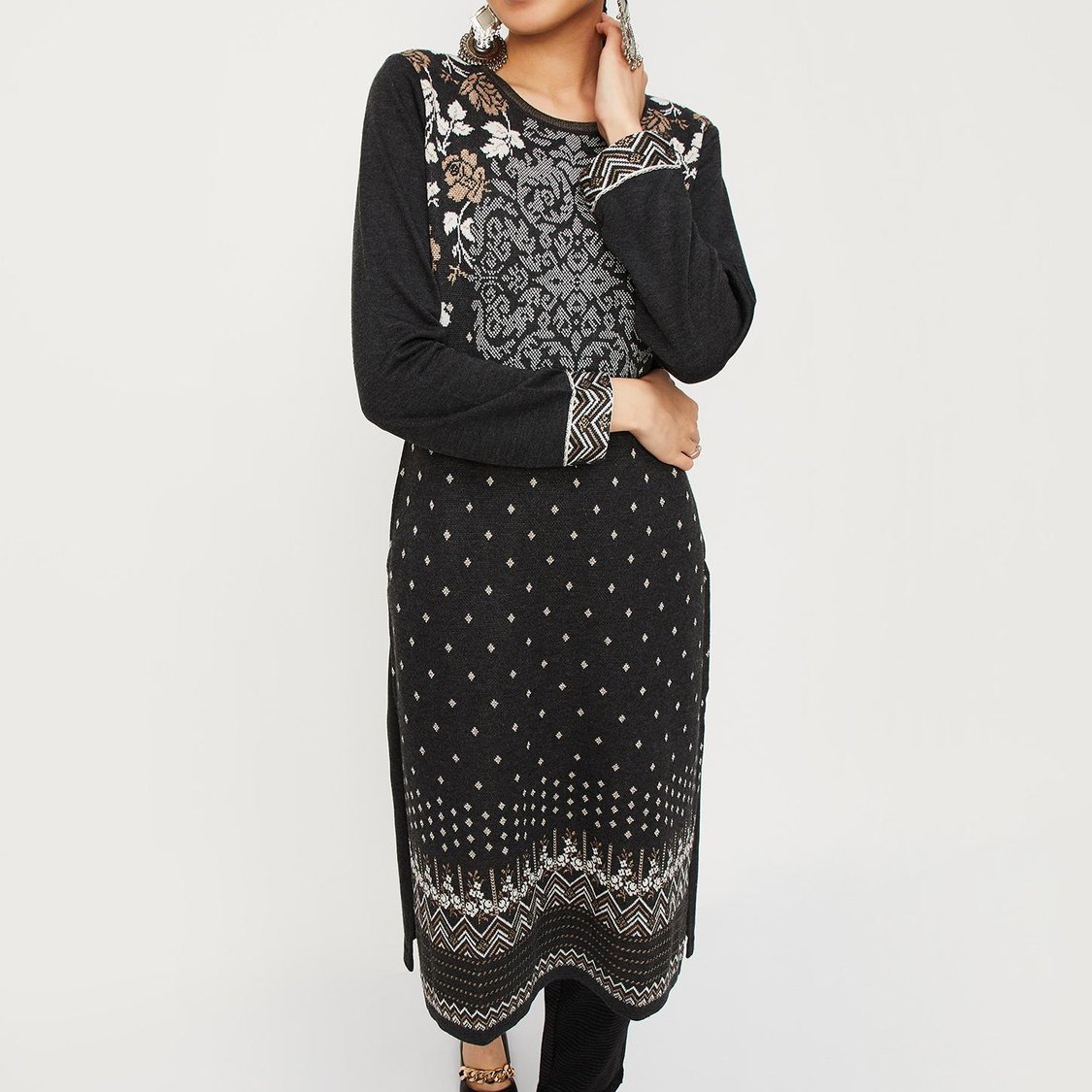 Women Jacquard Winter Kurta with Pocket