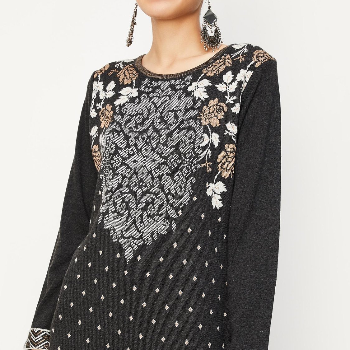 Women Jacquard Winter Kurta with Pocket