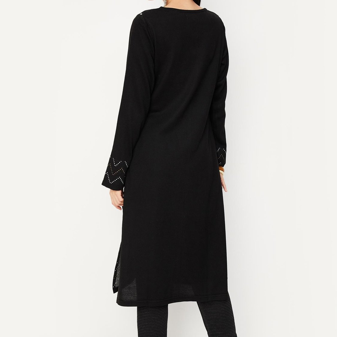 Women Jacquard Keyhole Neck Winter Kurta
