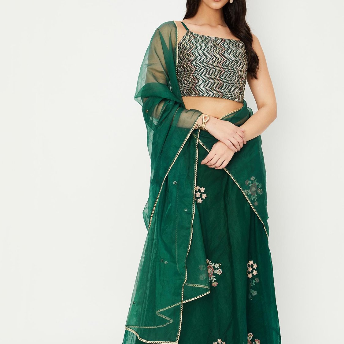 Women Embellished Lehenga Set