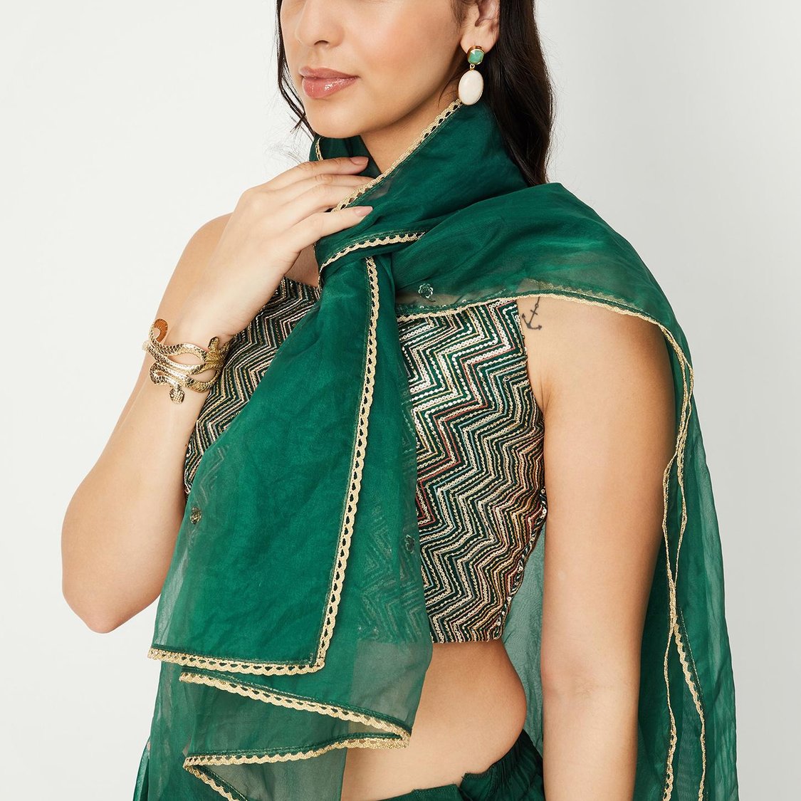 Women Embellished Lehenga Set