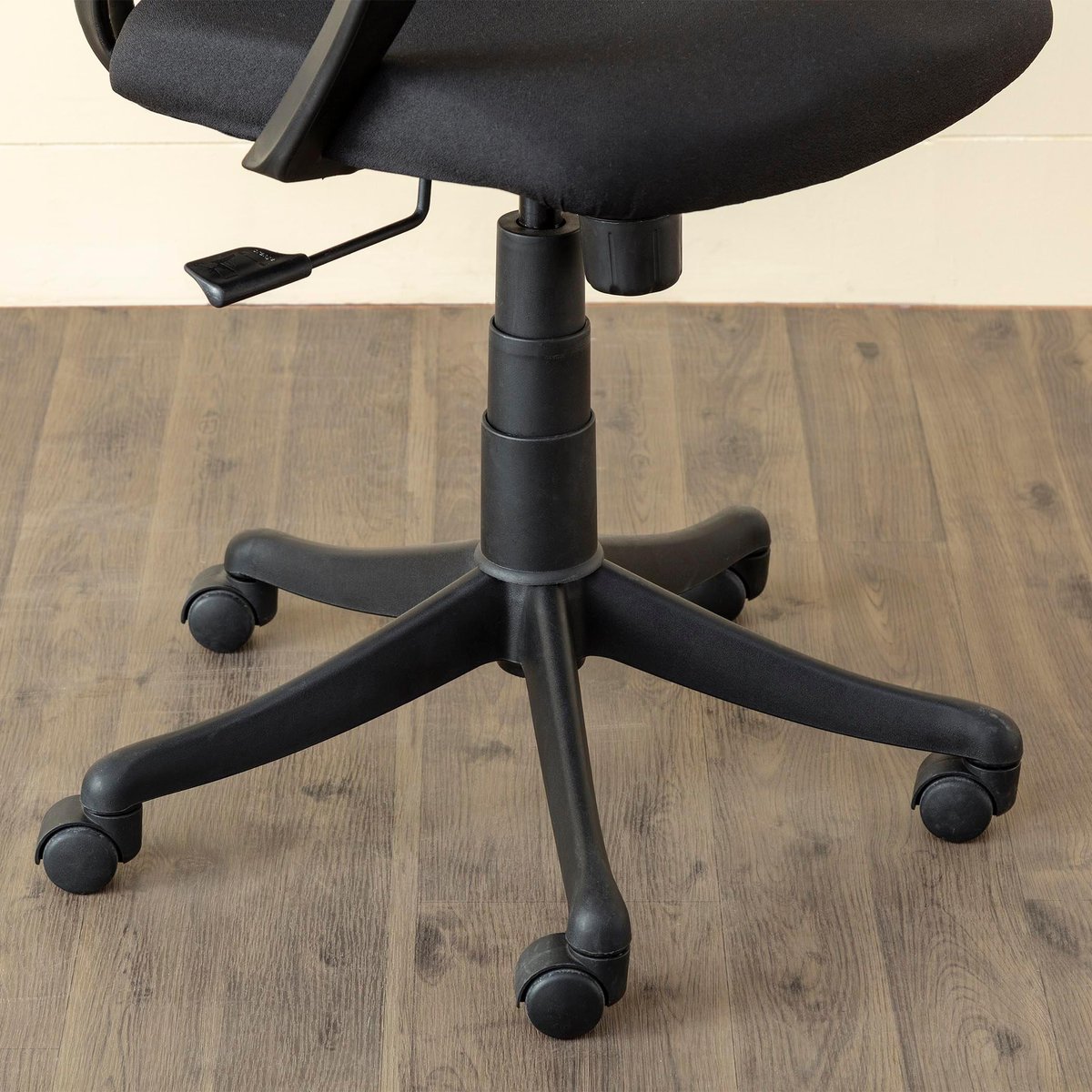 Buy Lewis Zuri Mesh Office Chair Black from Home Centre at just INR 12887.0