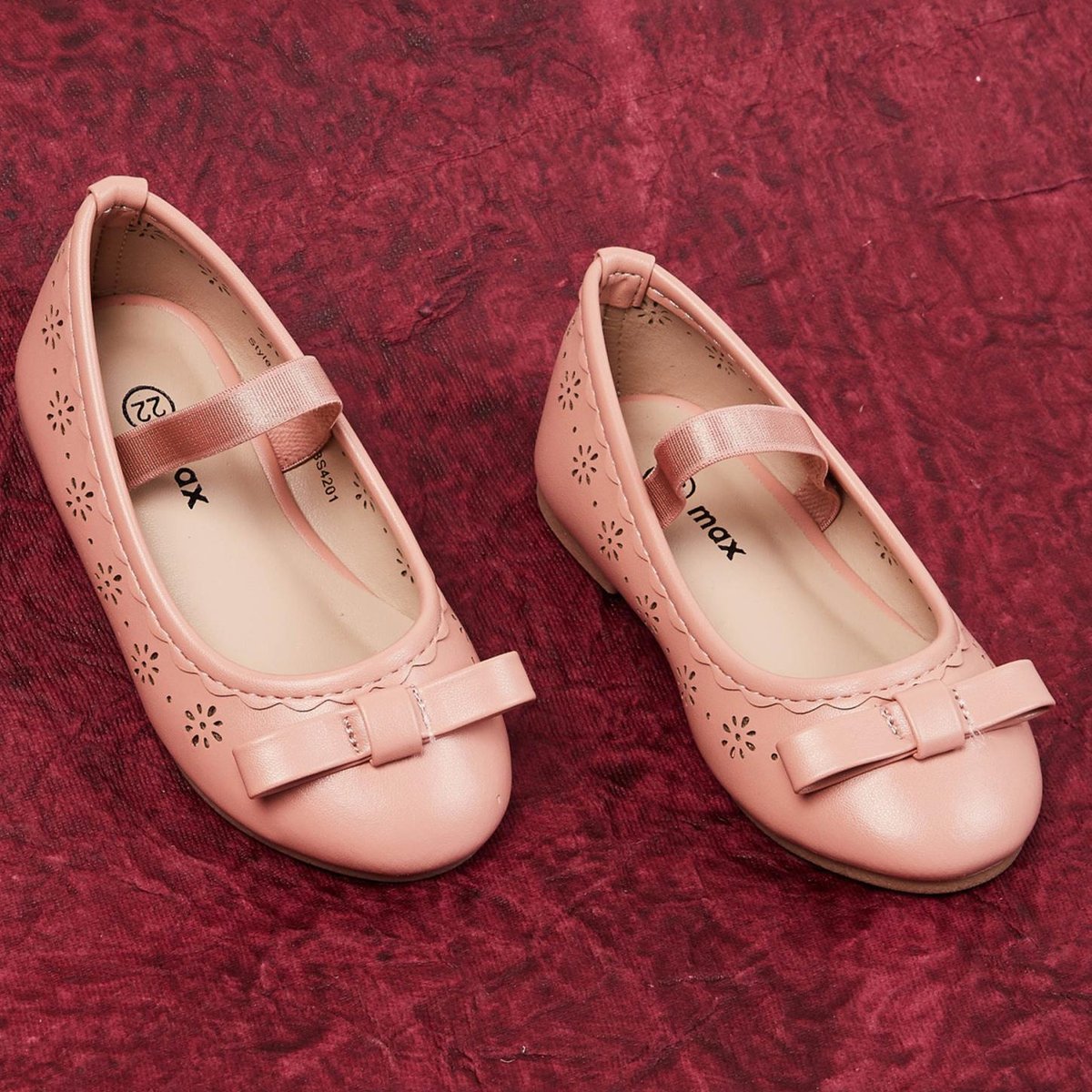 Buy Girls Textured Slip-on Ballerinas Online at just