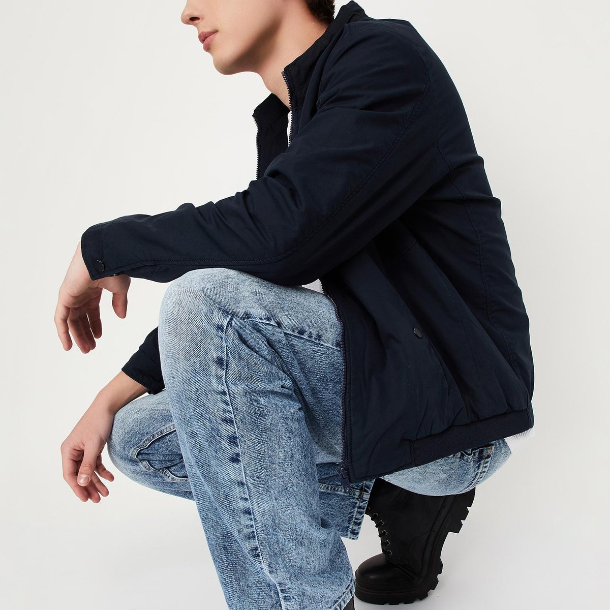 Buy Men Solid Lightweight Jacket Online at just Rs. 2299.0