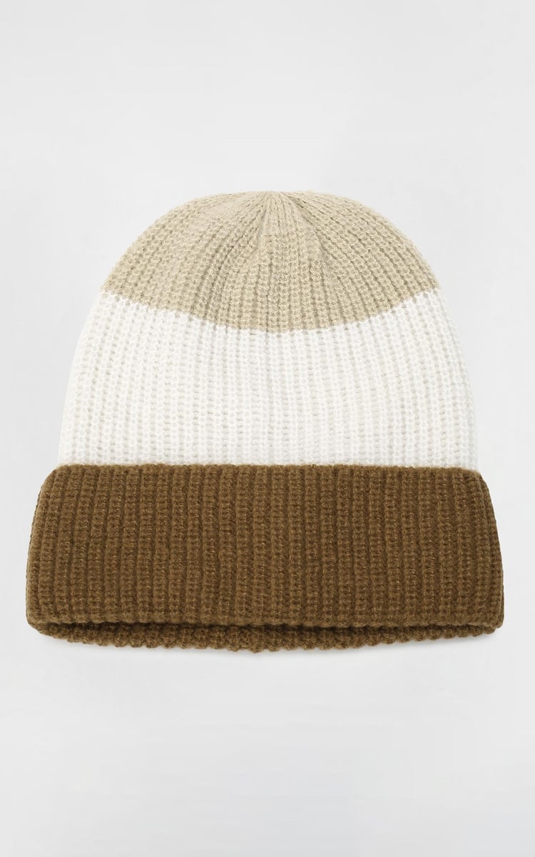 Buy Men Colorblock Knitted Beanie Online at just Rs. 399.0