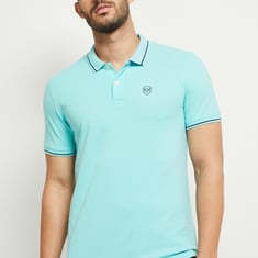 Men Solid Slim Fit Polo