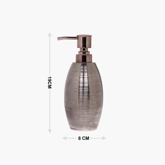 Ribbed Soap Dispenser