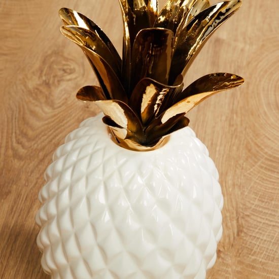 Brighton Ceramic Pineapple Table Accent