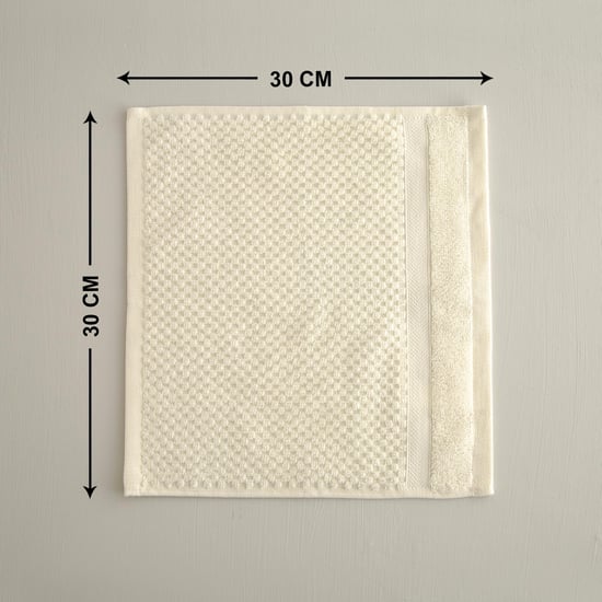 Marshmallow Solid Single Pc. Face Towel - 30 cm x 30 cm - Cotton - Cream - 550 GSM
