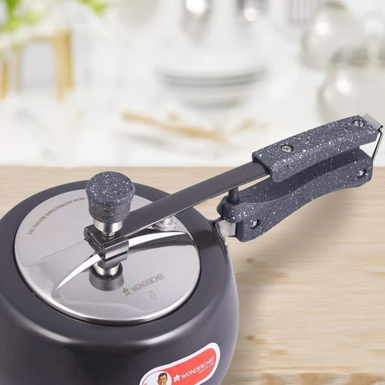 WONDERCHEF Taurus Hard Anodized Pressure Cooker- litre Black