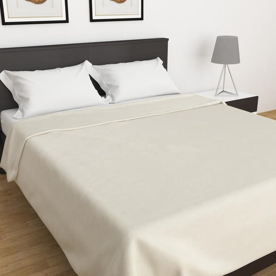 Corsica Lightweight Double Blanket