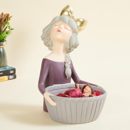 Souvenir Polyresin Lady Figurine