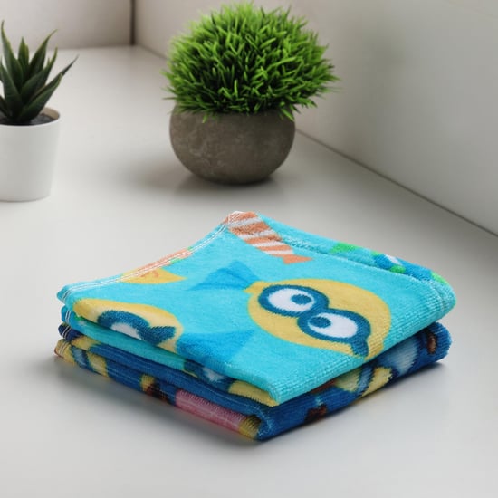 SPACES Kids Set of 2 Cotton Minion Printed Face Towels, Blue - 30x30cm