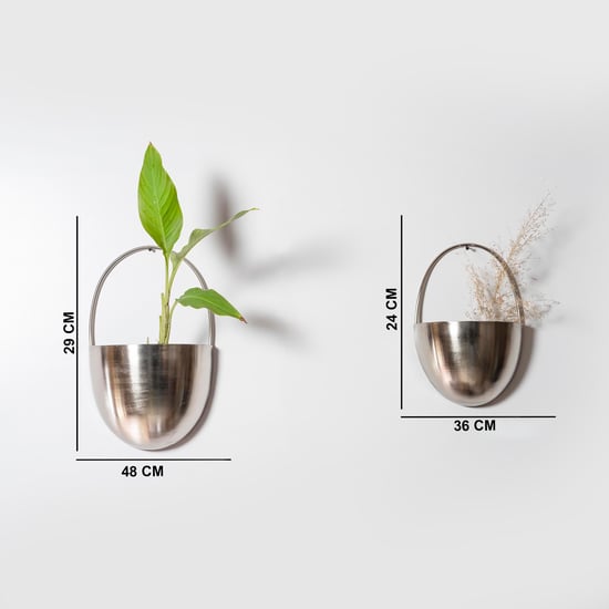 VEDAS Saira Set of 2 Metal Wall Planters