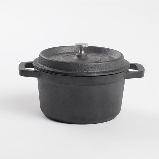 Chef Special Cast Iron Mini Casserole with Lid - 800ml