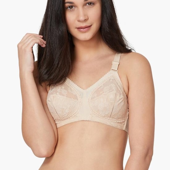 TRIUMPH Full Support Lacy Non-Padded Non-Wired Bra