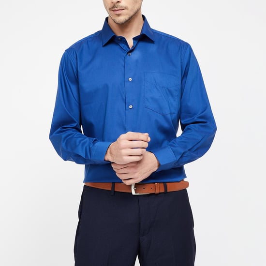 VAN HEUSEN Regular Fit Solid Long-Sleeve Shirt